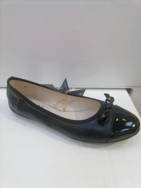 Купить 9-9-22109-28-019 CAPRICE Балетки женские за 6 295 руб. в интернет-магазине Дом Обуви