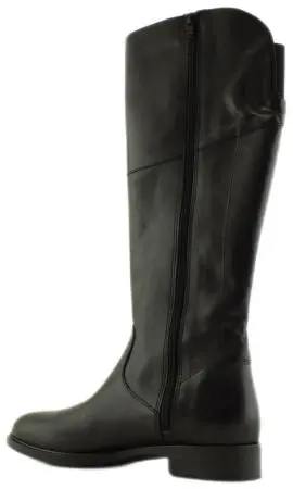 Купить 1-1-25592-23 001 TAMARIS сапоги женские  за 6 750 руб. в интернет-магазине Дом Обуви