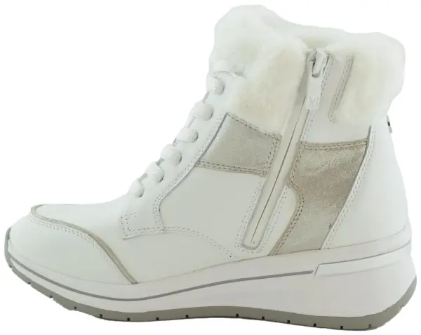 Купить 9-9-26105-43-197 CAPRICE Ботинки женские за 9 590 руб. в интернет-магазине Дом Обуви