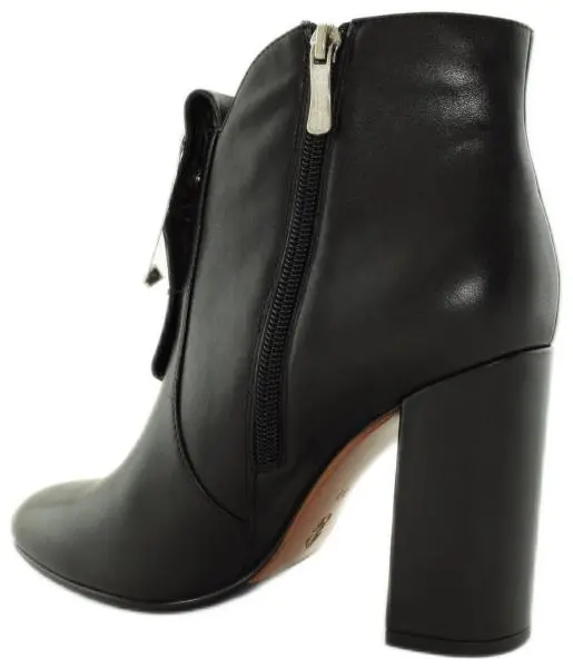 Купить 331075-B041B10 (852) Сavaletto Ботильоны женские  за 4 990 руб. в интернет-магазине Дом Обуви