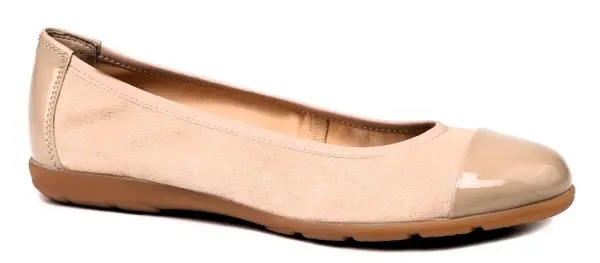 Купить 9-9-22152-42-450 CAPRICE Балетки женские за 4 800 руб. в интернет-магазине Дом Обуви
