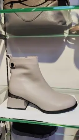 Купить 32C9-45-105B BONAVI Ботинки женские за 8 800 руб. в интернет-магазине Дом Обуви