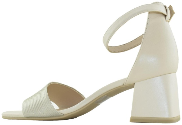 Купить 9-9-28302-42-450 CAPRICE Босоножки женские за 6 495 руб. в интернет-магазине Дом Обуви